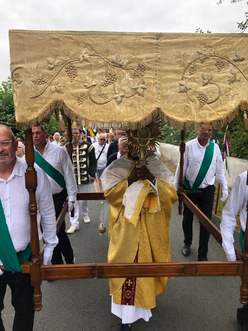 Fête-Dieu à Espelette le 22 juin 2025