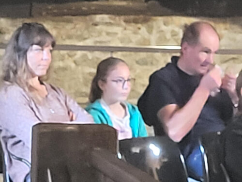 Les jeunes de la Profession de Foi à Loyola le dimanche 18 mai 2025