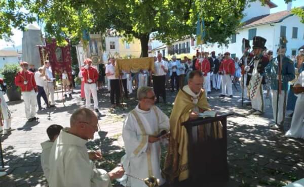 Fête-Dieu à Cambo le 29 juin 2025