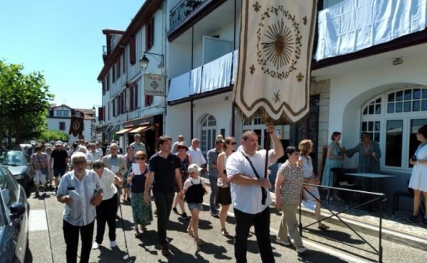 Fête-Dieu à Cambo le 29 juin 2025