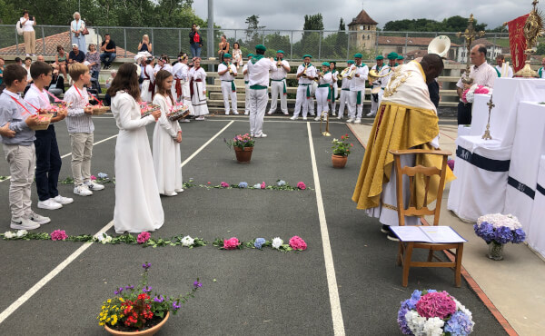 Fête-Dieu à Espelette le 22 juin 2025